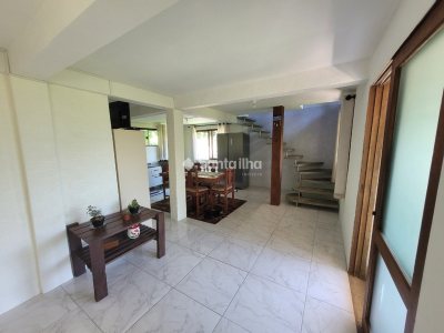Casa à venda com 200m², 3 quartos, 2 vagas no bairro Ribeirão da Ilha em Florianópolis - Foto 5