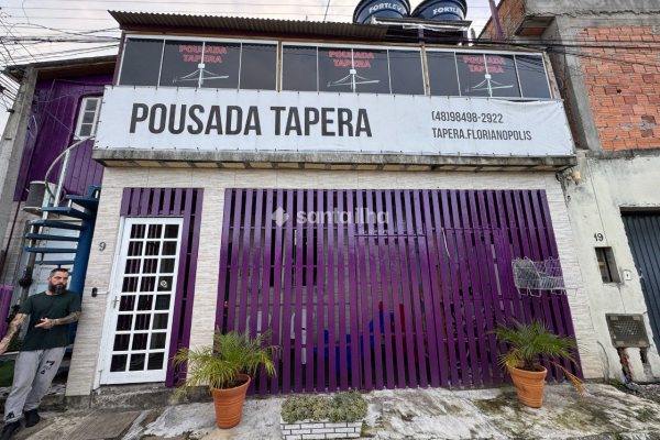 Pousada à venda com 85m², 8 quartos, 8 suítes, 1 vaga no bairro Tapera da Base em Florianópolis