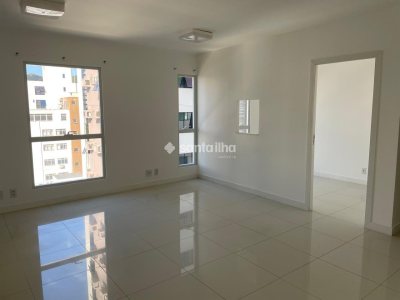 Sala/Conjunto à venda com 37m², 1 vaga no bairro Centro em Florianópolis - Foto 5