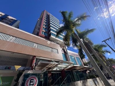 Sala/Conjunto à venda com 37m², 1 vaga no bairro Centro em Florianópolis - Foto 4