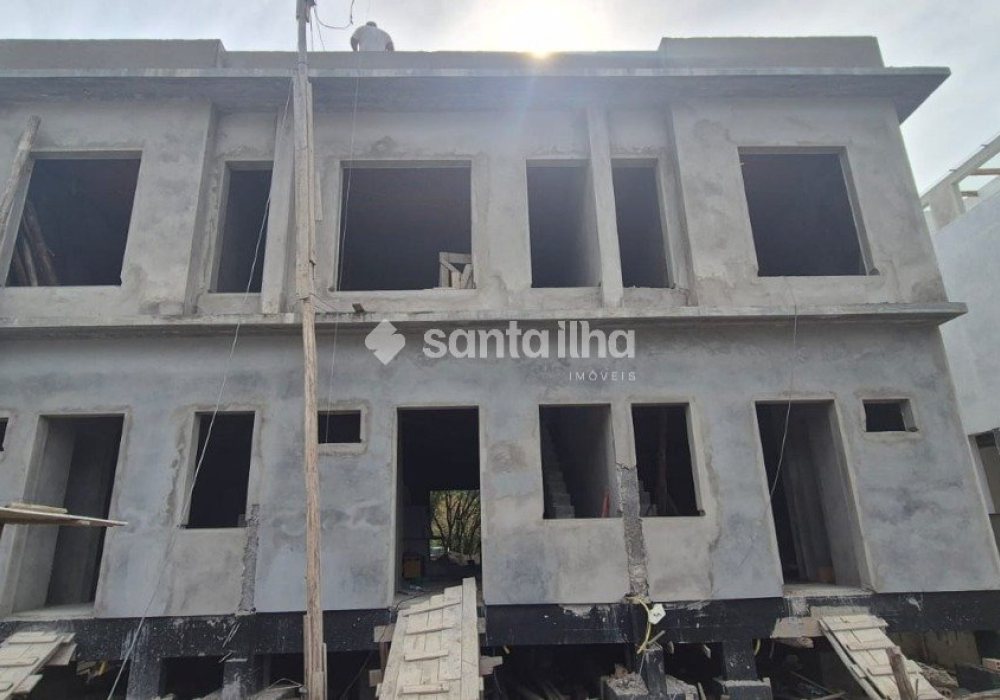 Casa à venda com 117m², 3 quartos, 1 suíte, 2 vagas no bairro Ribeirão da Ilha em Florianópolis - Foto 1