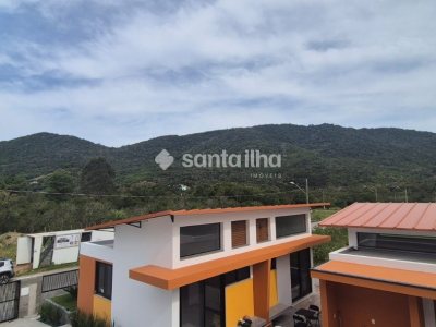 Casa à venda com 117m², 3 quartos, 1 suíte, 2 vagas no bairro Ribeirão da Ilha em Florianópolis - Foto 13
