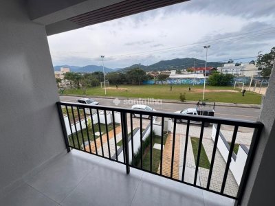 Casa à venda com 118m², 3 quartos, 1 suíte, 2 vagas no bairro Campeche em Florianópolis - Foto 13