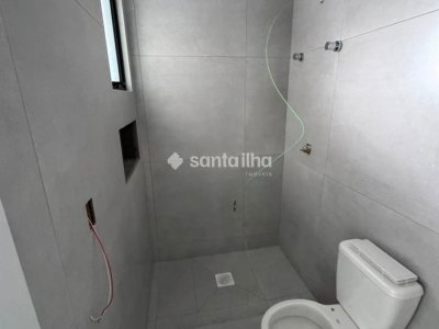 Casa à venda com 118m², 3 quartos, 1 suíte, 2 vagas no bairro Campeche em Florianópolis - Foto 17