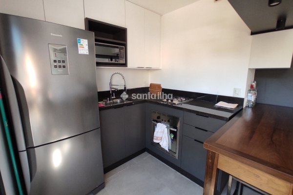 Studio à venda com 31m², 1 quarto, 1 vaga no bairro Trindade em Florianópolis