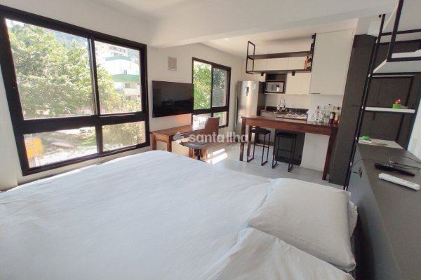Studio à venda com 31m², 1 quarto, 1 vaga no bairro Trindade em Florianópolis