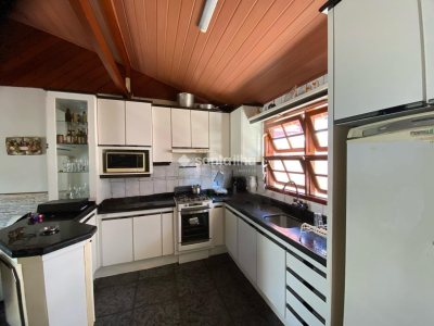 Casa à venda com 110m², 3 quartos, 1 suíte, 2 vagas no bairro Rio Tavares em Florianópolis - Foto 9