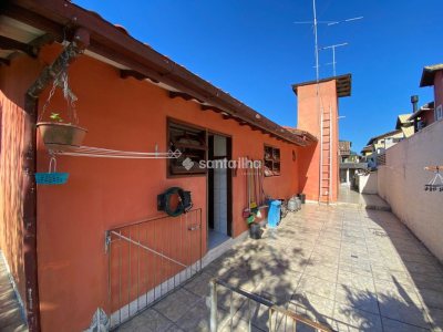 Casa à venda com 110m², 3 quartos, 1 suíte, 2 vagas no bairro Rio Tavares em Florianópolis - Foto 18