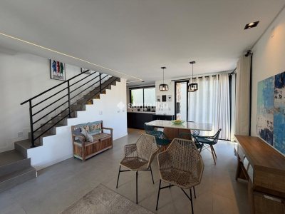 Casa à venda com 123m², 3 quartos, 1 suíte, 1 vaga no bairro Campeche em Florianópolis - Foto 9