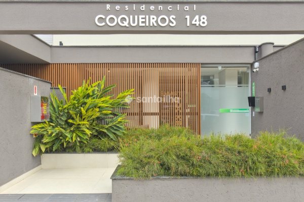 Studio à venda com 29m², 1 quarto, 1 vaga no bairro Coqueiros em Florianópolis