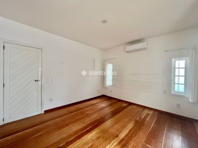 Casa à venda com 180m², 3 quartos, 3 suítes, 2 vagas no bairro Campeche em Florianópolis - Foto 33