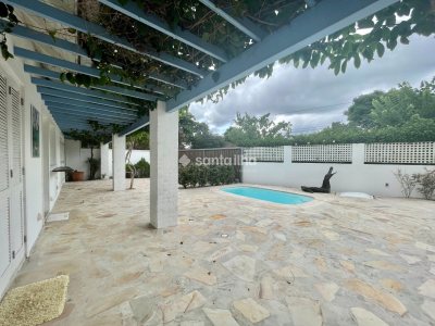 Casa à venda com 180m², 3 quartos, 3 suítes, 2 vagas no bairro Campeche em Florianópolis - Foto 26