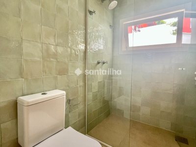 Casa à venda com 180m², 3 quartos, 3 suítes, 2 vagas no bairro Campeche em Florianópolis - Foto 43