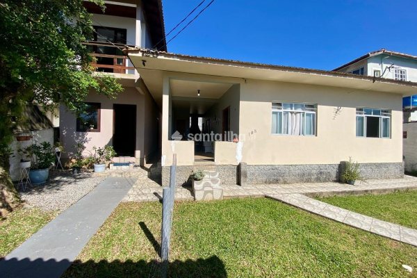 Casa à venda com 148m², 3 quartos no bairro Tapera em Florianópolis