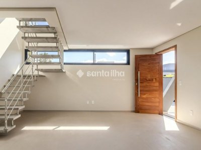 Casa à venda com 200m², 3 quartos, 1 suíte, 1 vaga no bairro Açores em Florianópolis - Foto 5