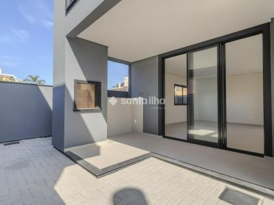 Casa à venda com 200m², 3 quartos, 1 suíte, 1 vaga no bairro Açores em Florianópolis - Foto 2