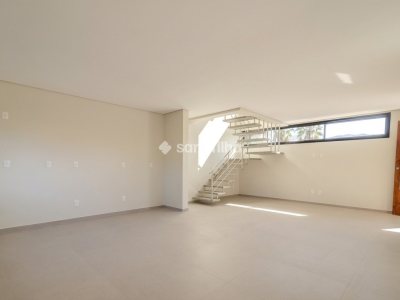 Casa à venda com 200m², 3 quartos, 1 suíte, 1 vaga no bairro Açores em Florianópolis - Foto 3