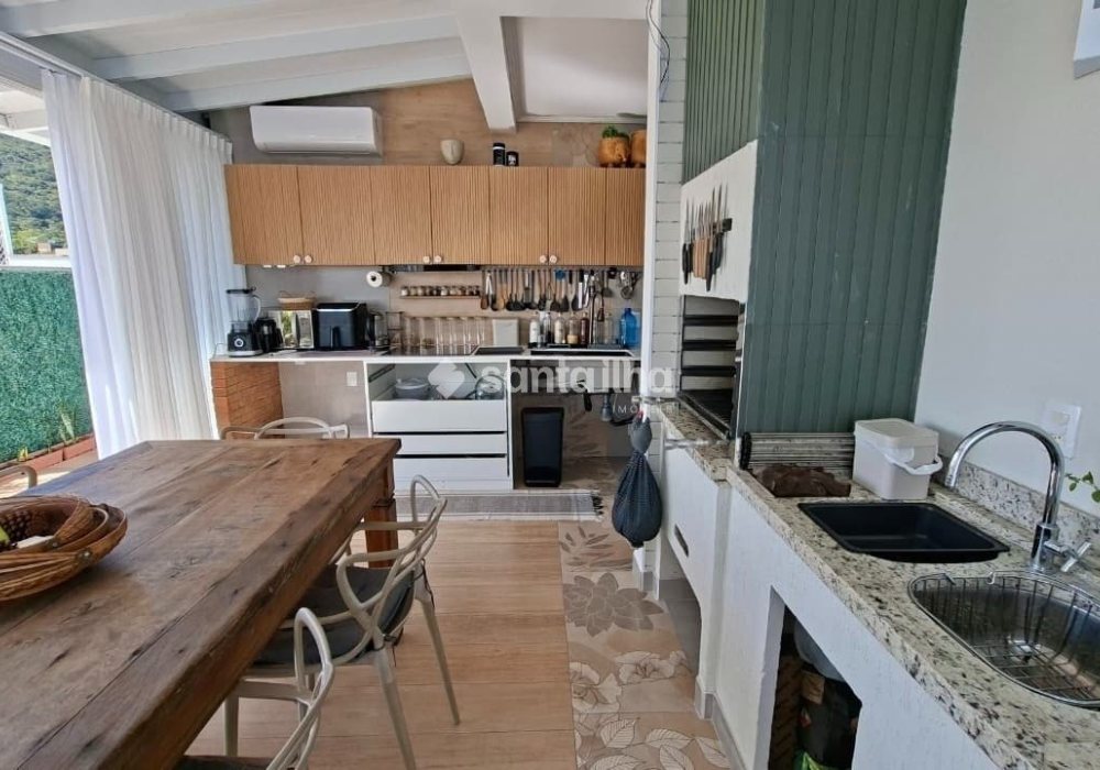 Cobertura à venda com 138m², 3 quartos, 1 suíte, 2 vagas no bairro Campeche em Florianópolis - Foto 1