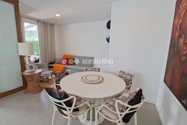 Cobertura à venda com 138m², 3 quartos, 1 suíte, 2 vagas no bairro Campeche em Florianópolis