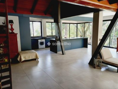 Casa em Condomínio para alugar com 320m², 3 quartos, 2 suítes, 4 vagas no bairro Campeche em Florianópolis - Foto 9