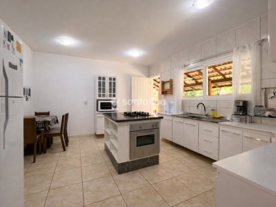 Casa em Condomínio à venda com 250m², 3 quartos, 1 suíte, 2 vagas no bairro Rio Tavares em Florianopolis - Foto 10