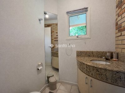 Casa em Condomínio à venda com 250m², 3 quartos, 1 suíte, 2 vagas no bairro Rio Tavares em Florianopolis - Foto 9