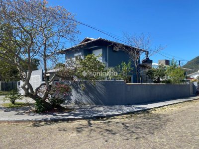 Casa à venda com 236m², 3 quartos, 3 suítes, 2 vagas no bairro Pântano do Sul em Florianópolis - Foto 6