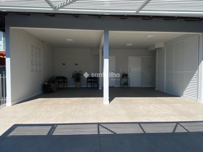Casa à venda com 236m², 3 quartos, 3 suítes, 2 vagas no bairro Pântano do Sul em Florianópolis - Foto 23