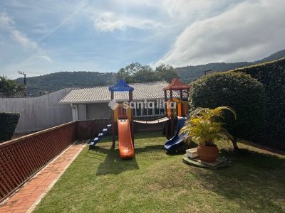 Casa à venda com 287m², 4 quartos, 2 suítes, 2 vagas no bairro Lagoa da Conceição em Florianópolis - Foto 17