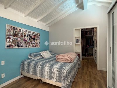 Casa à venda com 287m², 4 quartos, 2 suítes, 2 vagas no bairro Lagoa da Conceição em Florianópolis - Foto 16