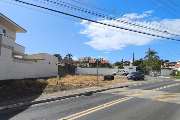Terreno à venda com 450m² no bairro Tapera da Base em Florianópolis