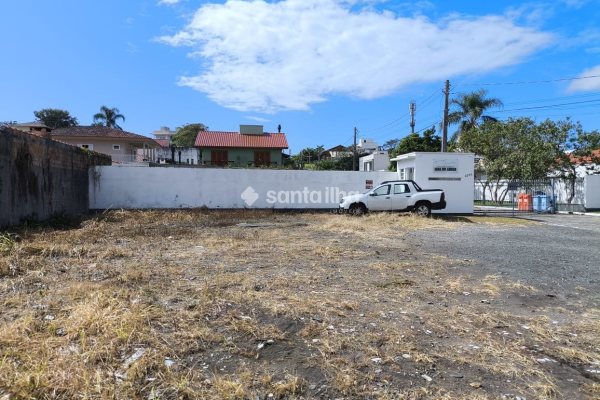Terreno à venda com 450m² no bairro Tapera da Base em Florianópolis