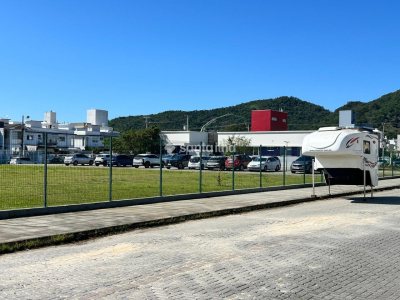 Casa à venda com 109m², 3 quartos, 3 suítes, 1 vaga no bairro Ribeirão da Ilha em Florianópolis - Foto 26