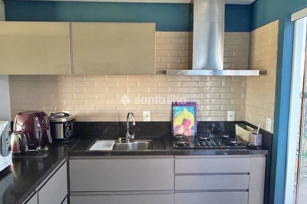 Casa à venda com 109m², 3 quartos, 3 suítes, 1 vaga no bairro Ribeirão da Ilha em Florianópolis