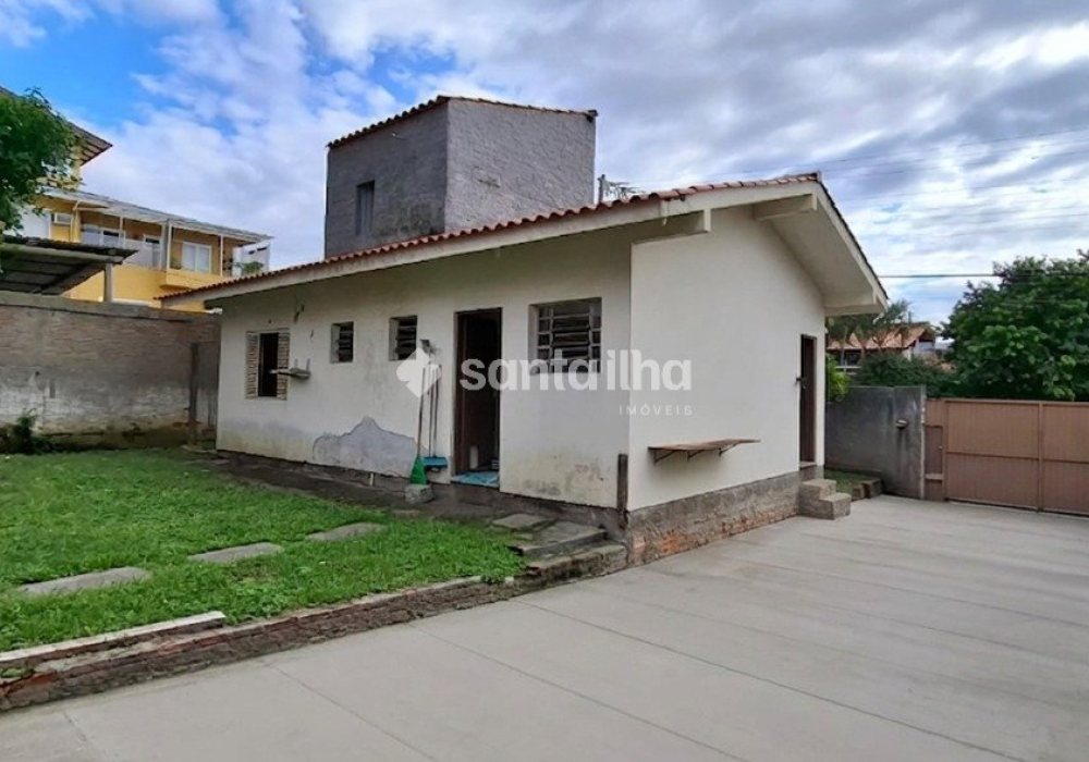 Terreno à venda com 60m², 3 quartos, 1 suíte, 1 vaga no bairro Rio Tavares em Florianópolis - Foto 1