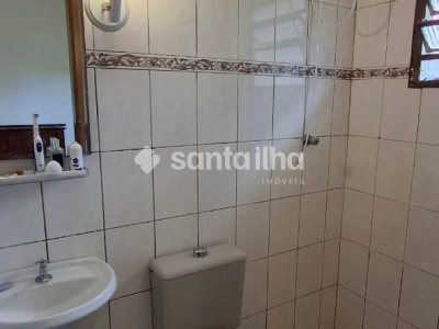 Terreno à venda com 60m², 3 quartos, 1 suíte, 1 vaga no bairro Rio Tavares em Florianópolis - Foto 11