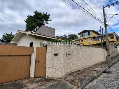 Terreno à venda com 60m², 3 quartos, 1 suíte, 1 vaga no bairro Rio Tavares em Florianópolis - Foto 8