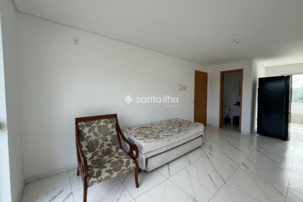 Cobertura para alugar com 57m², 2 quartos, 1 suíte, 2 vagas no bairro Ribeirão da Ilha em Florianópolis