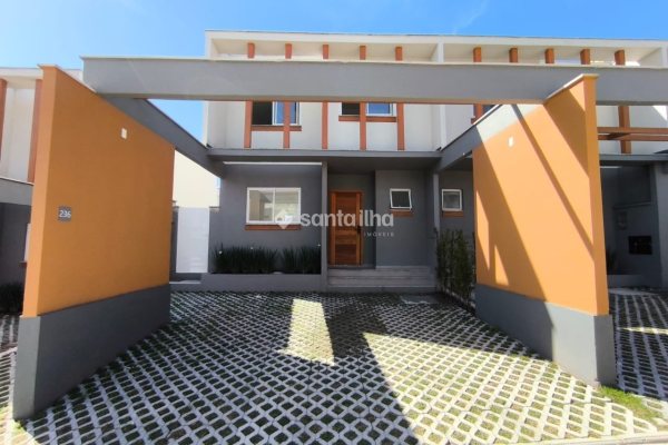 Casa à venda com 96m², 3 quartos, 1 suíte, 2 vagas no bairro Morro das Pedras em Florianópolis