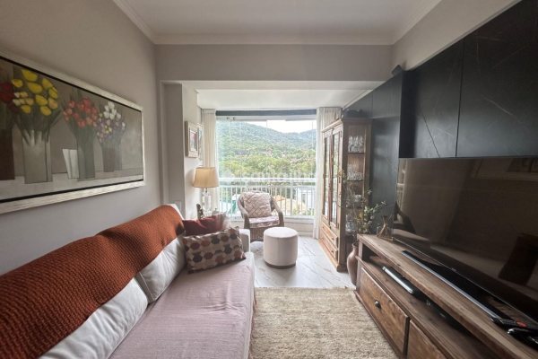 Apartamento à venda com 74m², 3 quartos, 1 suíte, 1 vaga no bairro Itacorubi em Florianópolis