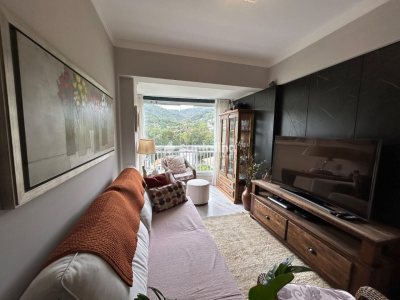 Apartamento à venda com 74m², 3 quartos, 1 suíte, 1 vaga no bairro Itacorubi em Florianópolis - Foto 2