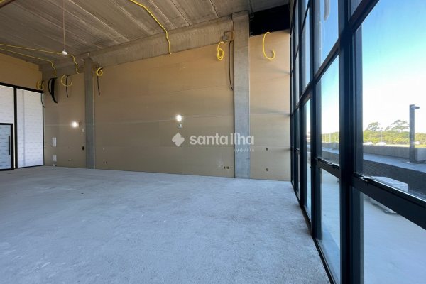 Loja para alugar com 108m², 1 vaga no bairro Campeche em Florianópolis
