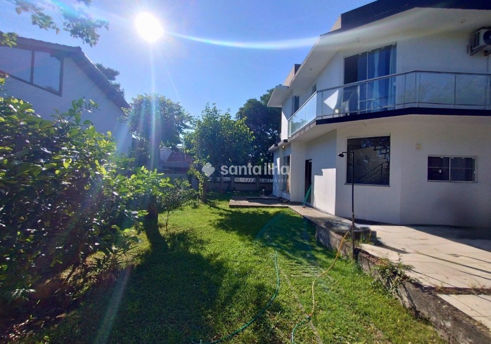 Casa à venda com 120m², 1 quarto, 1 suíte, 4 vagas no bairro Morro das Pedras em Florianópolis - Foto 1
