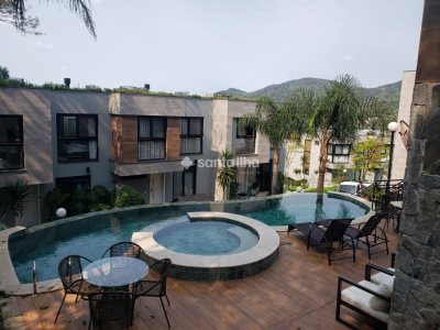 Casa em Condomínio à venda com 361m², 3 quartos, 3 suítes, 5 vagas no bairro Lagoa da Conceição em Florianópolis - Foto 18