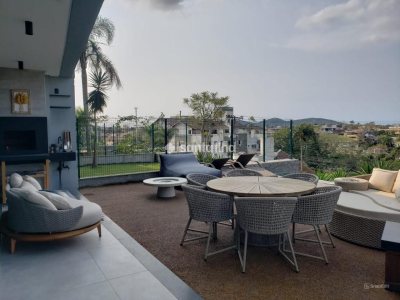 Casa em Condomínio à venda com 361m², 3 quartos, 3 suítes, 5 vagas no bairro Lagoa da Conceição em Florianópolis - Foto 26