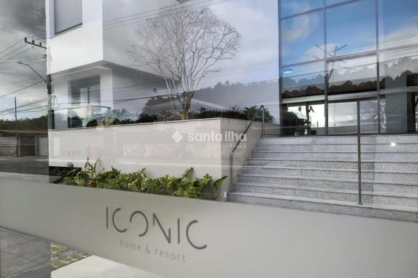 Apartamento à venda com 101m², 2 quartos, 1 suíte, 2 vagas no bairro Morro das Pedras em Florianópolis