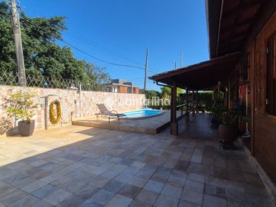 Casa à venda com 125m², 4 quartos, 1 suíte, 3 vagas no bairro Campeche em Florianópolis - Foto 8