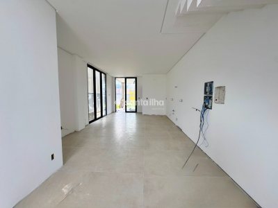 Casa à venda com 157m², 3 quartos, 3 suítes, 1 vaga no bairro Campeche em Florianópolis - Foto 8