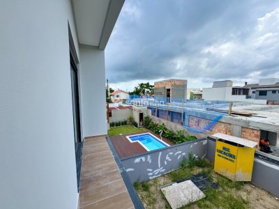 Casa à venda com 157m², 3 quartos, 3 suítes, 1 vaga no bairro Campeche em Florianópolis - Foto 24
