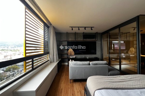 Studio à venda com 50m², 1 quarto, 1 vaga no bairro Córrego Grande em Florianópolis